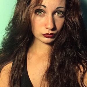 Meet your Posher, Cara